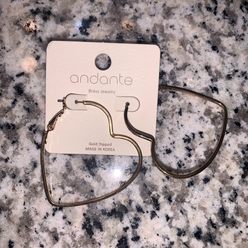 Andante Gold Heart Hoop Earrings